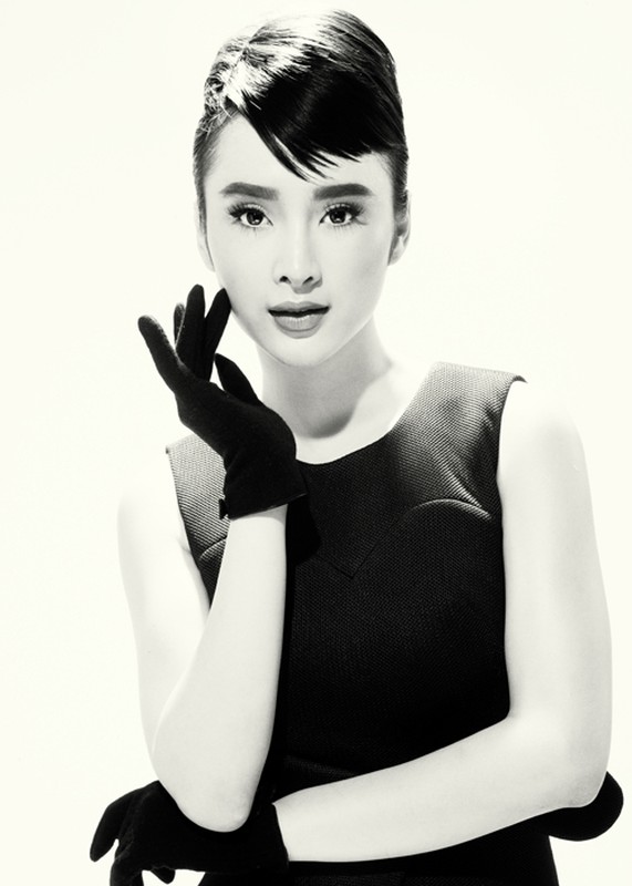Angela Phuong Trinh dep ngo ngang hoa than Audrey Hepburn-Hinh-2